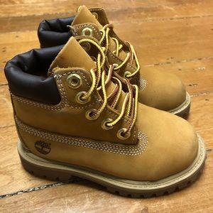 Timberland boots (wheat)